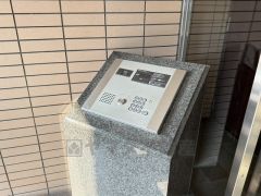 防犯性もばっちり、TVモニター付きインターホン完備。来訪者の顔が見えるので、安心＾＾お子さん1人での留守番時にも活躍しそうです。 