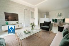 家族が集まる開放的なリビング。思い思いの時間を過ごしたり食事をしたり、素敵な団らんの場になりますね。家具はCGによるイメージ画像