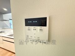 おいだき機能つきなのでお風呂に入る時間が異なるご家庭には嬉しいですね。ボタン一つで快適で便利な生活が＾＾