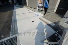 駐車スペースは軽含む縦列2台分を確保＾＾
