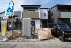 西鉄バス「須玖」歩3分。博多井尻大橋など多方面行き＾＾徒歩　公園3分、ドラモリ4分、サニー6分など周辺環境充実＾＾