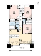 3LDK。南東向きで陽当たり良好＾＾LDK16帖。リビングとダイニングを分けやすいヨコ型。全居室収納付き＾＾ペット飼育可(細則あり) 
