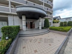 エントランス（外）。