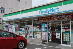 ファミリーマート　福岡清川三丁目