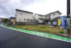 前面道路含む現地写真。