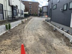 2号棟・3号棟共用道路部分。