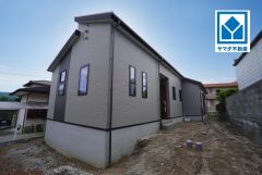 生活がワンフロアで完結する平屋建て＾＾快適でゆとりのある生活空間で新生活を始めましょう^^
