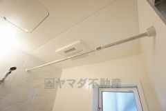 浴室暖房乾燥機付きなので梅雨時期などのお洗濯に便利ですね＾＾