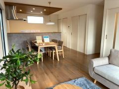 家族が集まる開放的なリビング。思い思いの時間を過ごしたり食事をしたり、素敵な団らんの場になりますね＾＾家具はCGによるイメージ画像です。