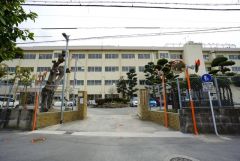 三宅小学校
