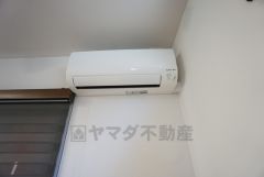リビングエアコン付き。