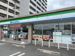 ファミリーマート　福岡笹丘一丁目
