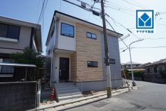 角地＾＾西鉄バス「上警固」歩4分＾＾大橋駅行き。マルキョウ歩4分、セブン歩7分＾＾周辺環境充実＾＾