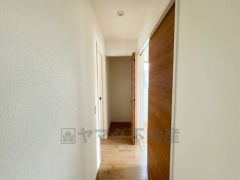 2階クローゼット＾＾洋服やお布団など収納可能です＾＾