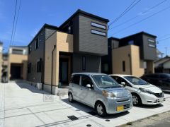 カースペース2台分（車種による）あります＾＾