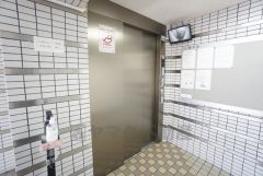 エレベーター完備。