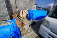 駐車スペースは並列2台分を確保。マイカー用に、お客さま用に、余裕を持ってご利用いただけます。