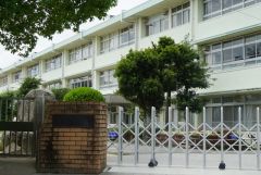須玖小学校
