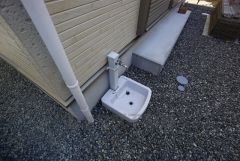 洗車の時などに便利な外水栓。