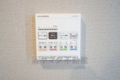浴室暖房乾燥機には、暖房、乾燥、涼風、換気の4つの機能が付いています。タイマー付きです。換気・雨の日の洗濯も安心です＾＾