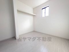 住む人のこだわりを活かす洋室＾＾オープンクローゼットもあり荷物もすっきり片付けられ、ゆとりのある暮らしが出来ます＾＾