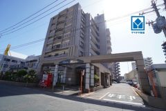 R8年04月リフォーム完了済み＾＾キッチン・浴室・トイレ・洗面台交換、クロス張替え、床、建具など。3LDK＾＾南東向き＾＾全居室収納、オールフローリング。スーパー・ドラックストア徒歩約8分＾＾