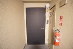 家の顔となる玄関扉がかっこいいと、たくさんの人を招き入れたくなりますね＾＾