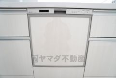 炊事時間を大幅に短縮できる食器洗浄乾燥機付き＾＾食器を洗う手間が減るので家族とのコミュニケーションの時間や自分の時間が増えますね。