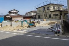 駐車スペースはゆとりある2台分を確保。マイカー用に、お客さま用に、余裕を持ってご利用いただけます。
