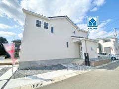 オール電化＾＾4LDK＾＾和室あり。駐車スペース3台分＾＾