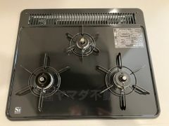 3種類の料理が同時に調理できる、3口ガスコンロ。忙しい夕食の支度時間が短縮できて効率よくお料理が楽しめます。