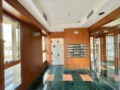 宅配ボックス付き。お仕事中や外出中などの不在時にも荷物が受け取れるのはとっても便利ですね＾＾セキュリティ面でも安心です＾＾ 