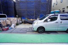駐車スペースはゆとりある2台分を確保。マイカー用に、お客さま用に、余裕を持ってご利用いただけます＾＾