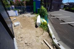 お子様と公園に行けない日も、のびのびお庭で遊べるのがうれしいですね。ガーデニングやお子様のプールなど大活躍です＾＾