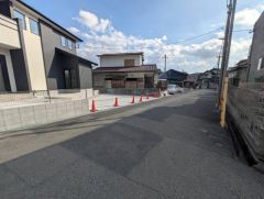 前面道路。南西側約6.7ｍ公道。