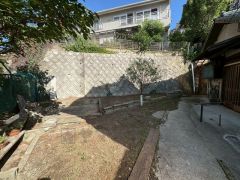 歩11分圏に六本松421、サニー、ボンラパス、ファミマ、ローソン、ドラッグイレブン、保育園、郵便局、病院、銀行など周辺環境充実＾＾