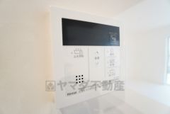 おいだき機能つきなのでお風呂に入る時間が異なるご家庭には嬉しいですね。ボタン一つで快適で便利な生活が＾＾