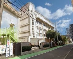 春吉小学校