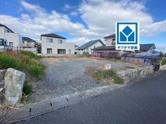 敷地約60坪＾＾建築条件なし。西鉄バス「生松台二丁目」停まで徒歩約2分。