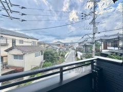 眺望、陽当たり良好です。前面に遮るものがなく景色を一望できます。