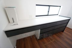 キッチンと同仕様のカップボード付き＾＾