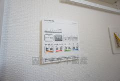 浴室暖房乾燥機には、暖房、乾燥、涼風、換気の4つの機能が付いています。タイマー付きです。換気・雨の日の洗濯も安心です＾＾