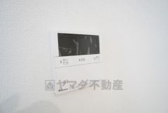 おいだき機能つきなのでお風呂に入る時間が異なるご家庭には嬉しいですね。ボタン一つで快適で便利な生活が＾＾