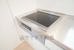 お手入れのしやすいIHクッキングヒーターです。毎日のお料理も楽しくなりますね＾＾