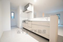 会話をしながら楽しくお料理ができるカウンターキッチン＾＾家族とコミュニケーションをとりながら、楽しくお料理や片付けができそうです＾＾