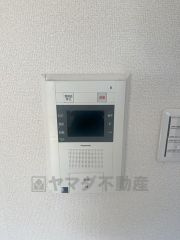 モニター付きインターホン。