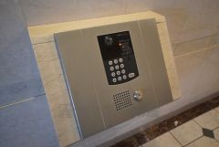 防犯性もばっちり、TVモニター付きインターホン完備。来訪者の顔が見えるので、安心＾＾お子さん1人での留守番時にも活躍しそうです。 