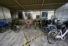 敷地内に駐輪場完備＾＾ 