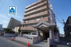 R8年3月内装リフォーム完了済＾＾ペット可＾＾南西向き。ららぽーと福岡＆博多ミスト歩6分。JR「竹下」＆西鉄「井尻」自転車8分圏(約2ｋ)。