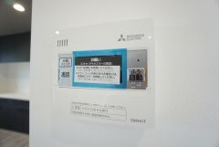 おいだき機能つきなのでお風呂に入る時間が異なるご家庭には嬉しいですね。ボタン一つで快適で便利な生活が＾＾